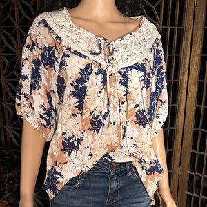 ADRIENNE VITADINI PEASANT TOP L